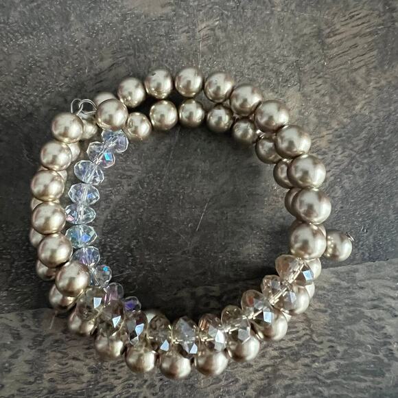 Multilayer Gold Tone Faux Pearl and Clear Beaded Wrap Bracelet - Picture 2 of 4